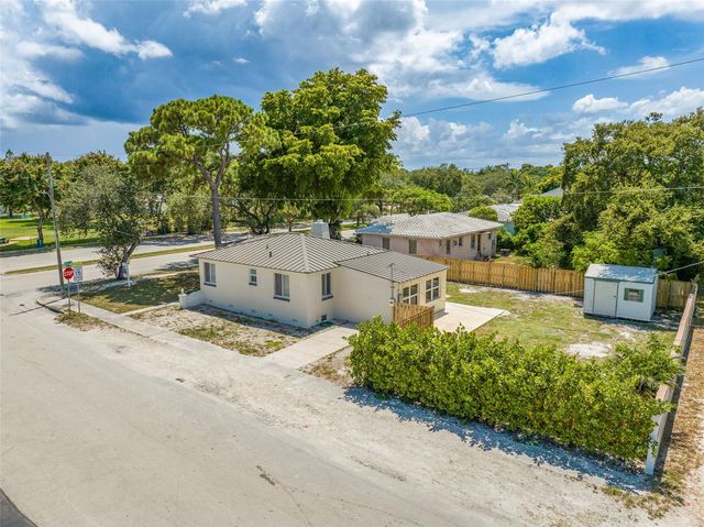 301 SW 17th Street, Fort Lauderdale, FL 33315