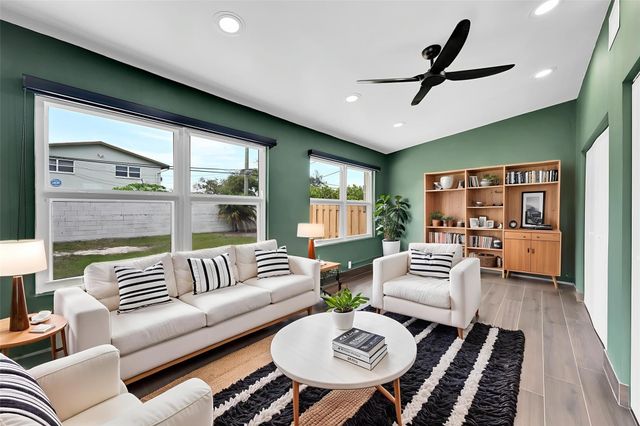 301 SW 17th Street, Fort Lauderdale, FL 33315