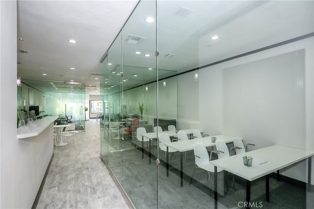 220 218-220 S Myrtle Avenue, Monrovia, CA 91016