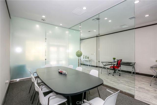 220 218-220 S Myrtle Avenue, Monrovia, CA 91016
