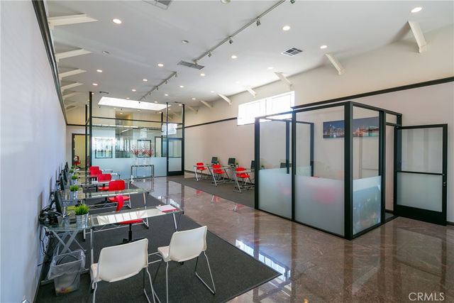 220 218-220 S Myrtle Avenue, Monrovia, CA 91016