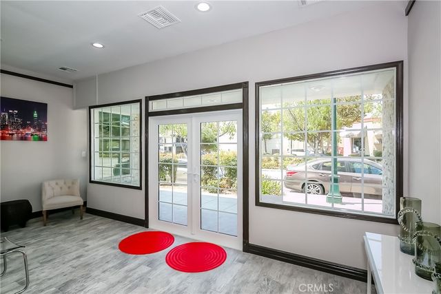 220 218-220 S Myrtle Avenue, Monrovia, CA 91016