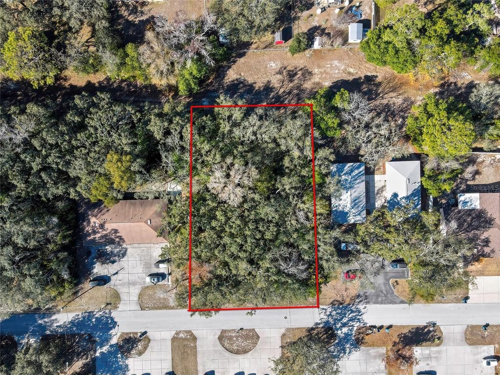 Image 2 of property listing at 1241 SYLVIA AVENUE, Spring Hill, FL 34606