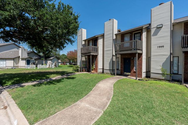1841 River Crossing CIR B, Austin, TX 78741