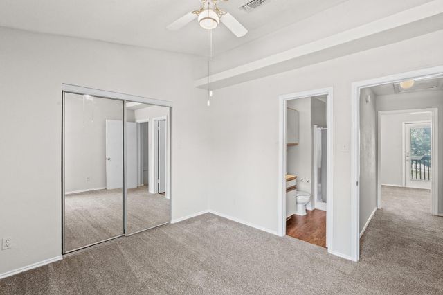 1841 River Crossing CIR B, Austin, TX 78741