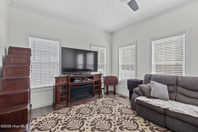 209 Middle Ridge Drive, Hubert, NC 28539