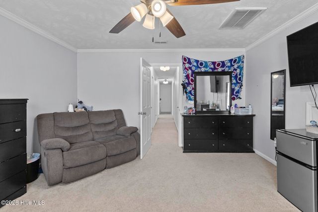 209 Middle Ridge Drive, Hubert, NC 28539