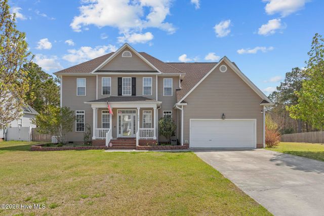 209 Middle Ridge Drive, Hubert, NC 28539