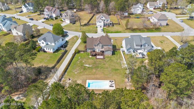 209 Middle Ridge Drive, Hubert, NC 28539