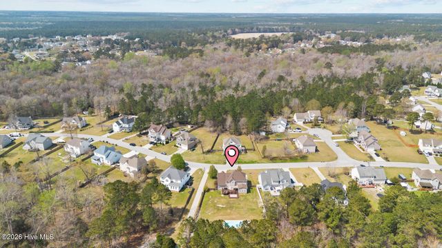 209 Middle Ridge Drive, Hubert, NC 28539