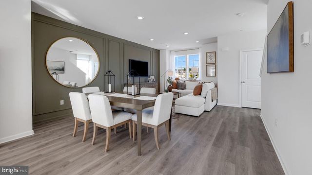 8303 ALEXANDER CT, Breinigsville, PA 18031