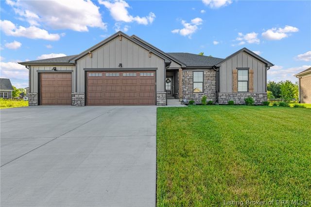 5004 Bolton Drive, Charlestown, IN 47111