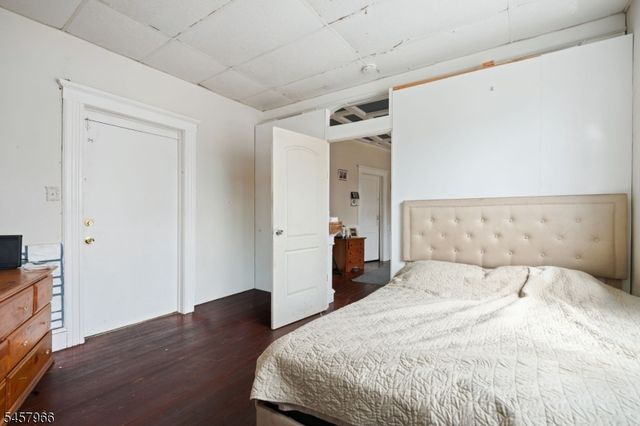 44 Paterson Ave, Paterson City, NJ 07522