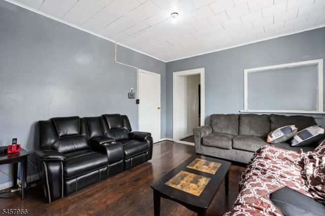44 Paterson Ave, Paterson City, NJ 07522