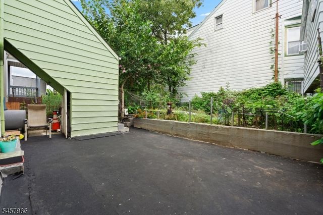 44 Paterson Ave, Paterson City, NJ 07522