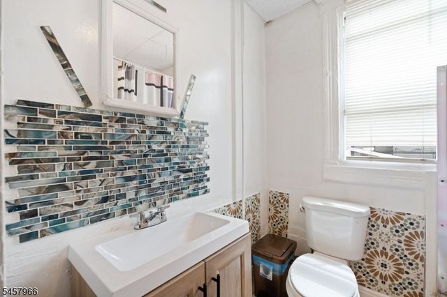 44 Paterson Ave, Paterson City, NJ 07522