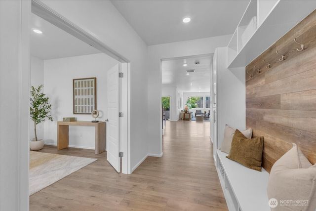 22909 SE 239th Court, Maple Valley, WA 98038