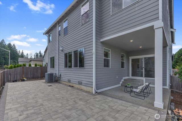 22909 SE 239th Court, Maple Valley, WA 98038