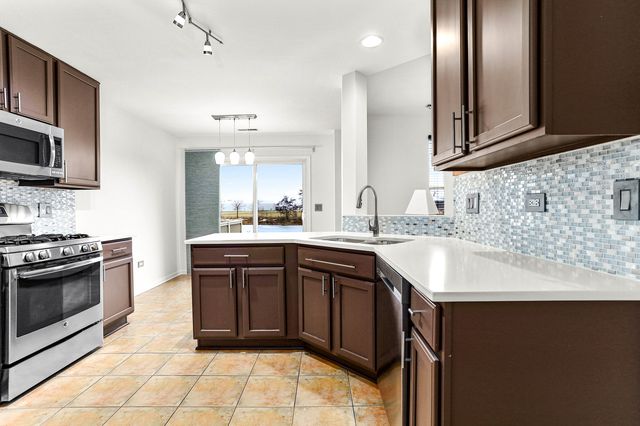 16846 S Mallard Lane, Lockport, IL 60441