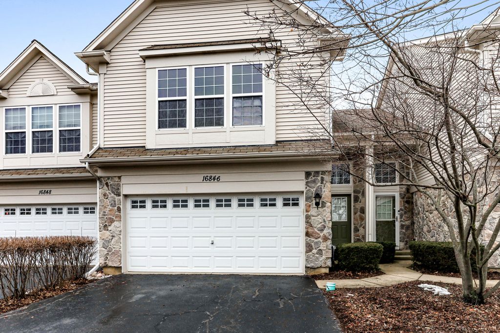 16846 S Mallard Lane, Lockport, IL 60441