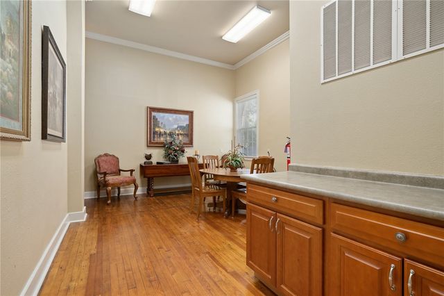 201 W Borden St, Sinton, TX 78387