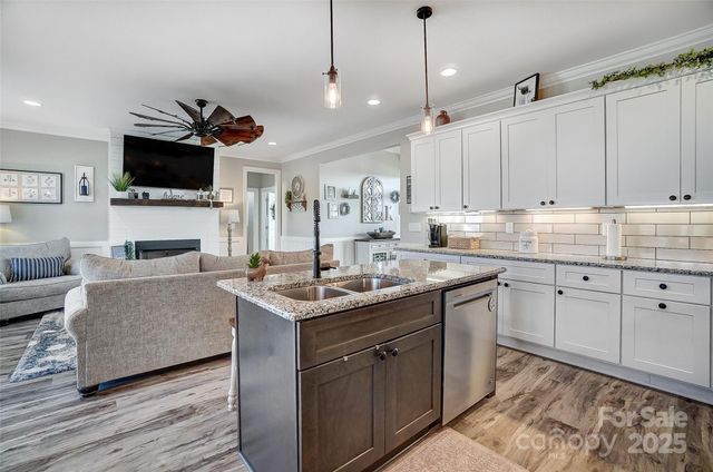 1025 Coppergate Drive, Salisbury, NC 28147