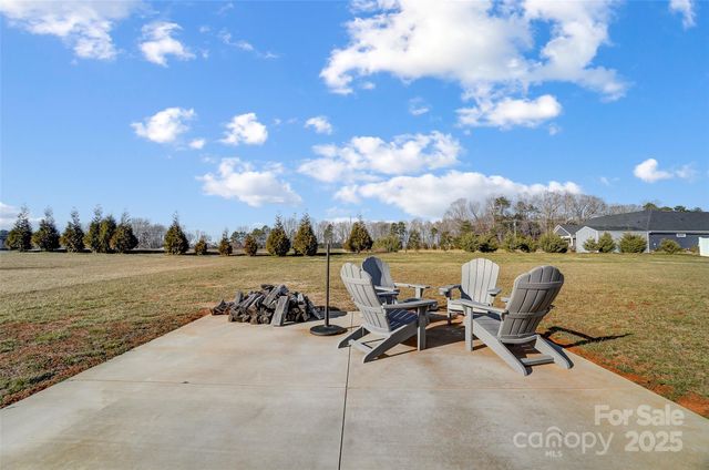 1025 Coppergate Drive, Salisbury, NC 28147