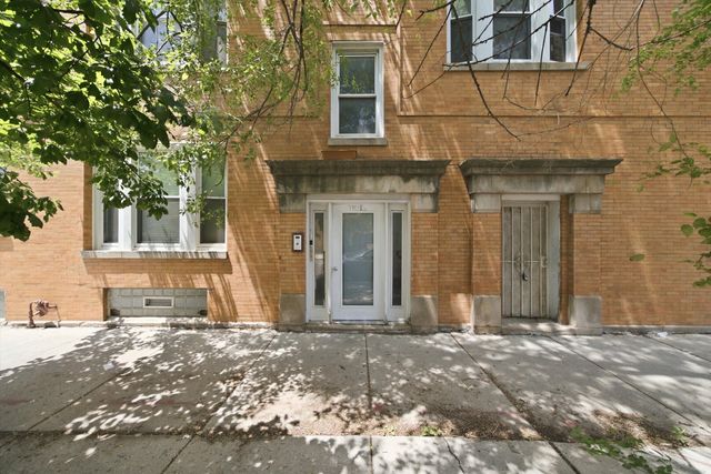 3901 W Fullerton Avenue, Chicago, IL 60647