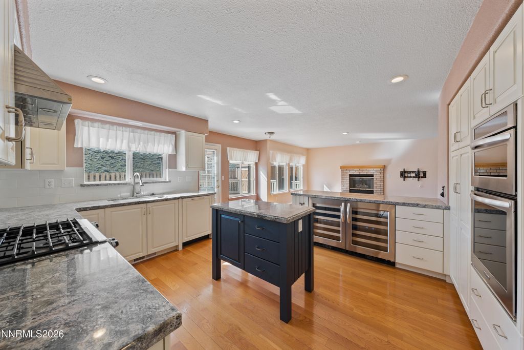 Image 14 of property listing at 5524 Tappan Drive, Reno, NV 89523