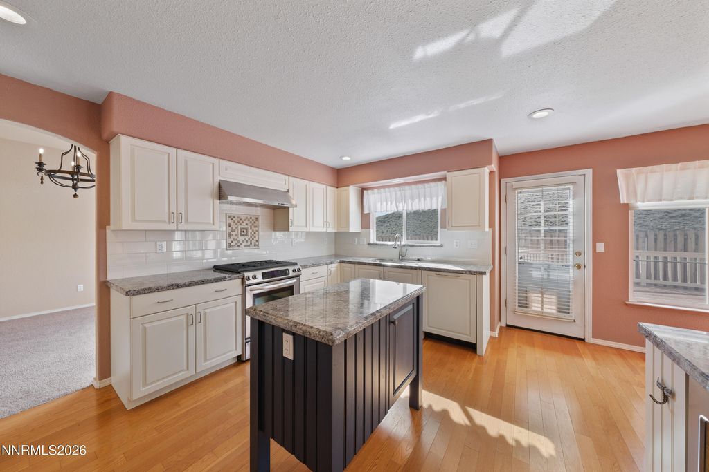 Image 15 of property listing at 5524 Tappan Drive, Reno, NV 89523