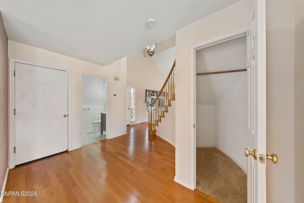 Image 5 of property listing at 5524 Tappan Drive, Reno, NV 89523