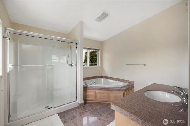 936 N 93rd Street, Seattle, WA 98103