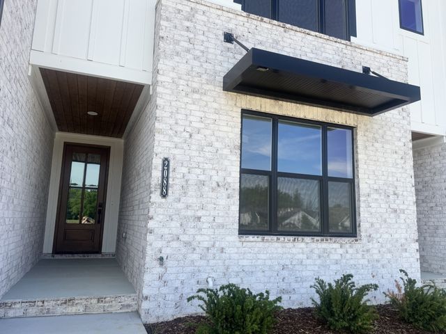 2088 Conductor Ln, Thompsons Station, TN 37179