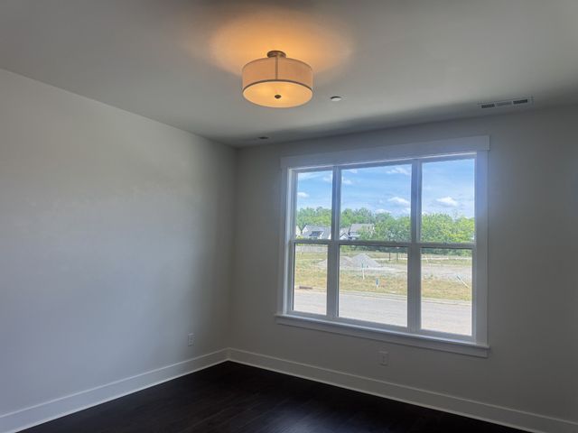 2088 Conductor Ln, Thompsons Station, TN 37179