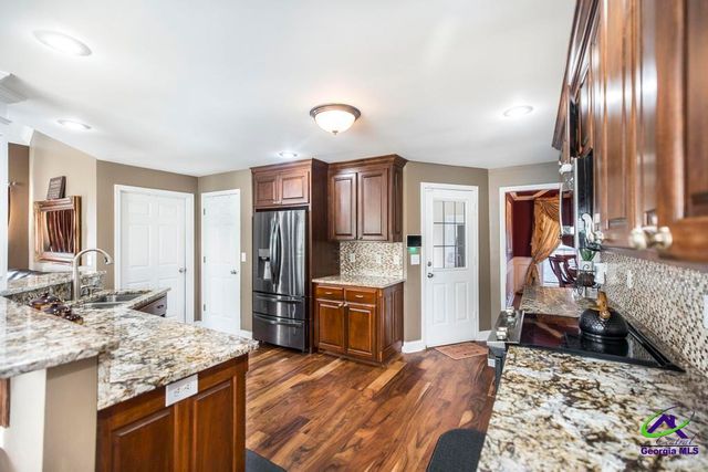 161 Rowland Circle, Byron, GA 31069