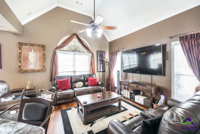 161 Rowland Circle, Byron, GA 31069