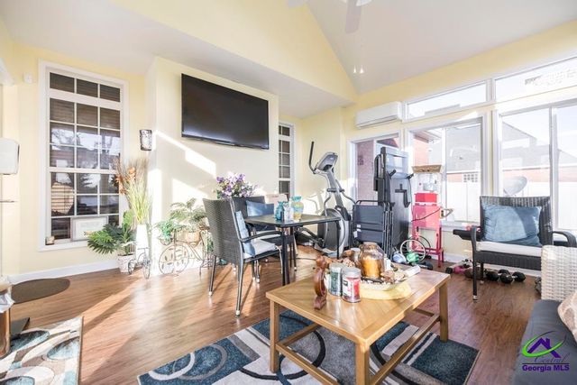 161 Rowland Circle, Byron, GA 31069