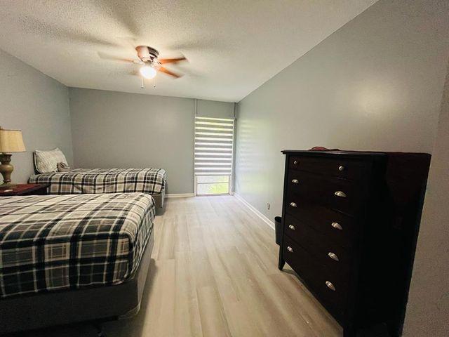 11 Golfs Edge E E, West Palm Beach, FL 33417
