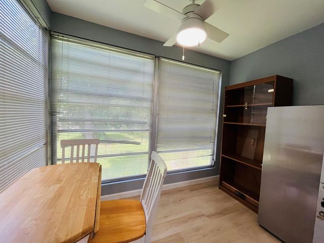 11 Golfs Edge E E, West Palm Beach, FL 33417