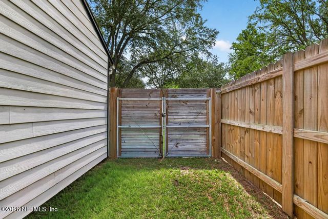 12844 BEAUBIEN Road, Jacksonville, FL 32258
