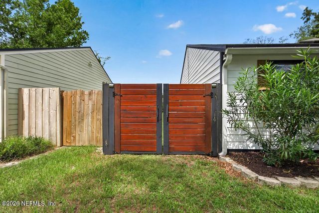 12844 BEAUBIEN Road, Jacksonville, FL 32258