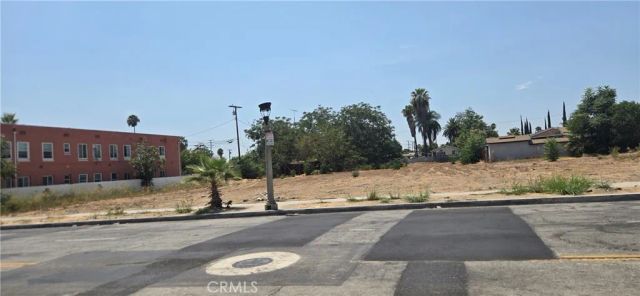 0 E st, San Bernardino, CA 92405