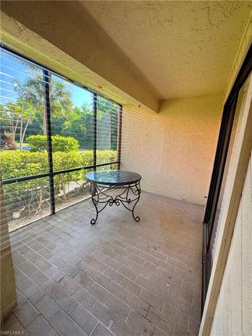 124 Cypress WAY E # E3, Naples, FL 34110