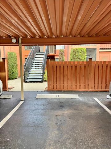 124 Cypress WAY E # E3, Naples, FL 34110