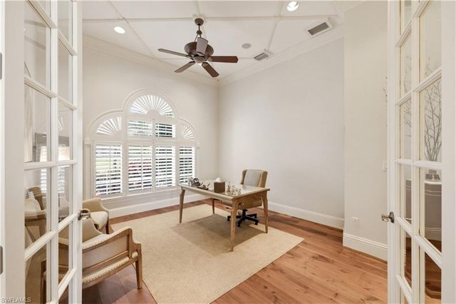 361 Pirates Bight, Naples, FL 34103