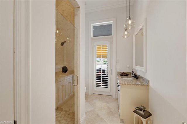 361 Pirates Bight, Naples, FL 34103