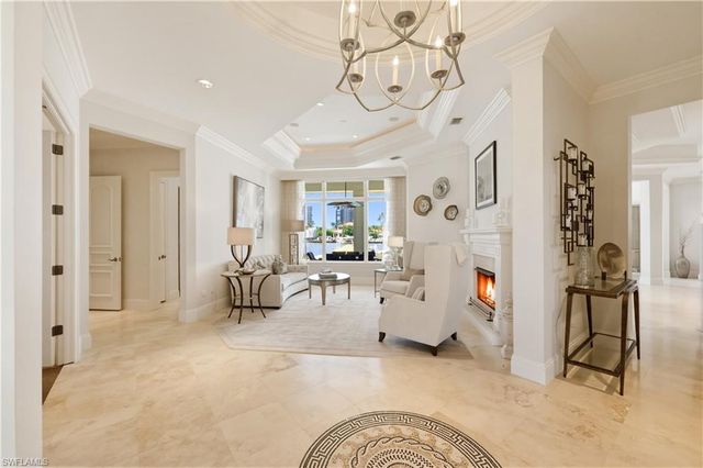 361 Pirates Bight, Naples, FL 34103