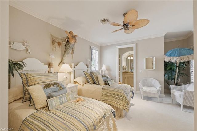 361 Pirates Bight, Naples, FL 34103