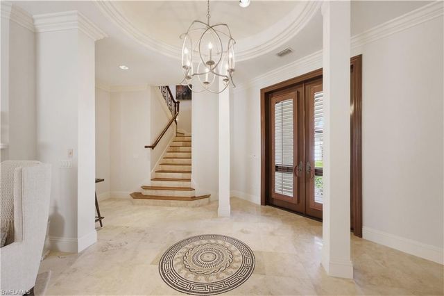 361 Pirates Bight, Naples, FL 34103