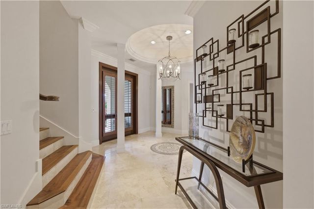 361 Pirates Bight, Naples, FL 34103